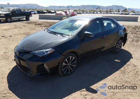 2018 Toyota Corolla Se z USA, uszkodzony, nr VIN 5YFBURHEXJP805528